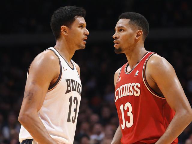 “九游app_ 历史经典：那些经典球员的巅峰对决”，nba历史经典球队