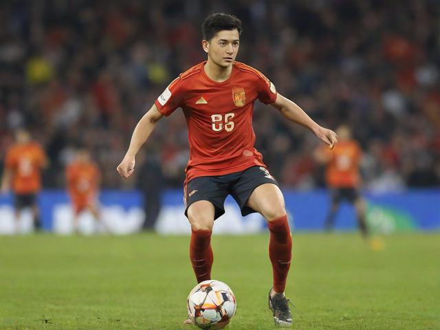 九游JIUYOU SPORTS_ 中国职业足球队伍国际交流赛成绩喜人，中国足球业余联赛