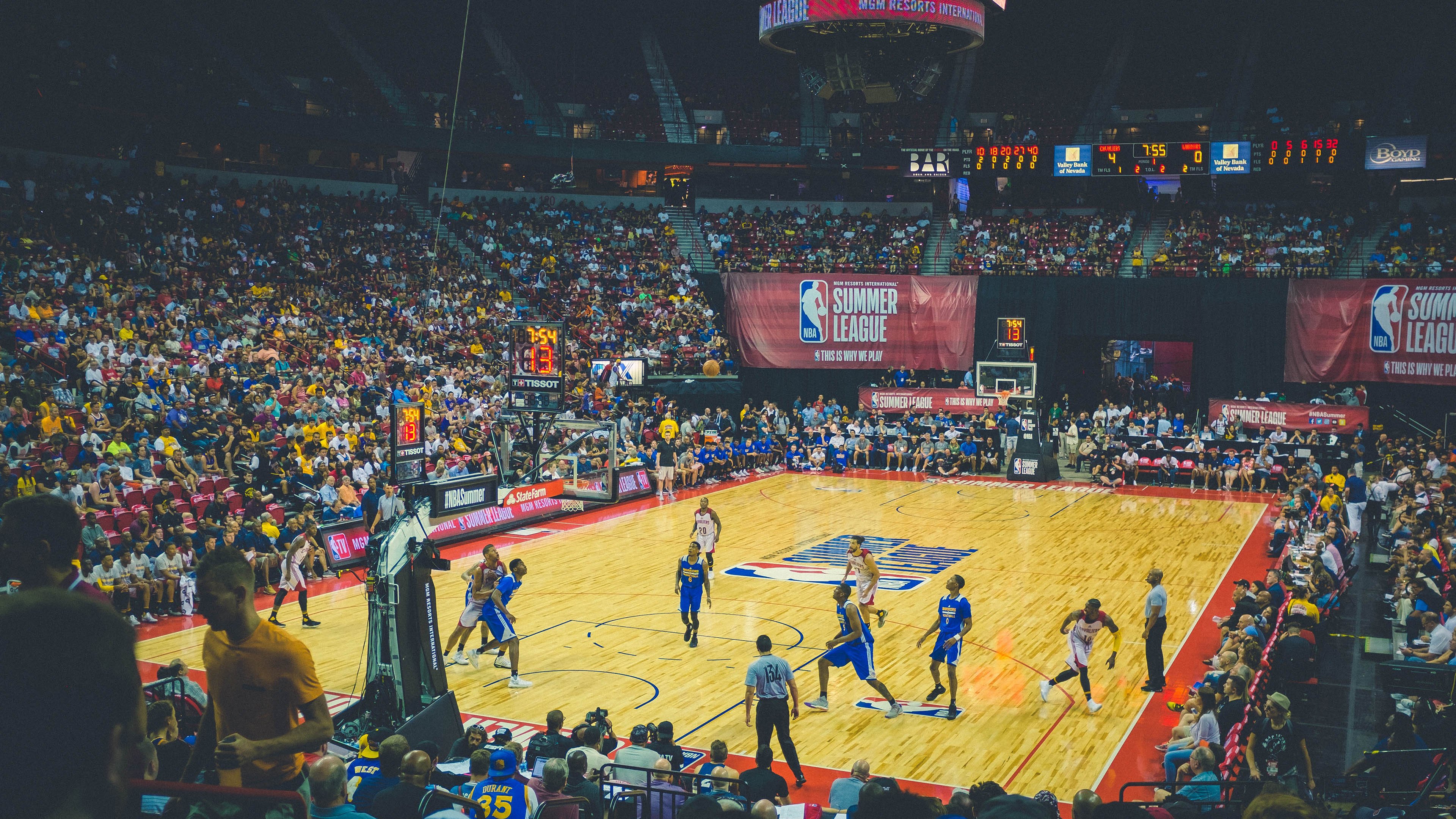 NBA球队换帅背后深度解析，nba球员换队合同规则